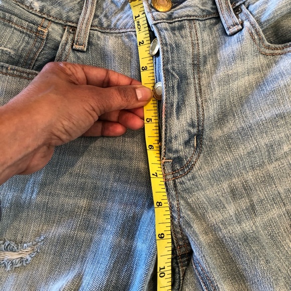 American Eagle Tomgirl Style Ripped Jeans - Picture 10 of 13